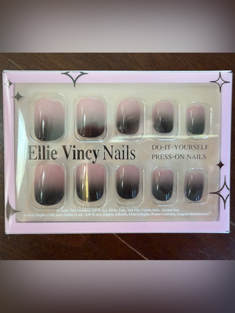 Ellie Vincy Ombre Pink to Black Press-On Nails - Midnight Fade (2)
